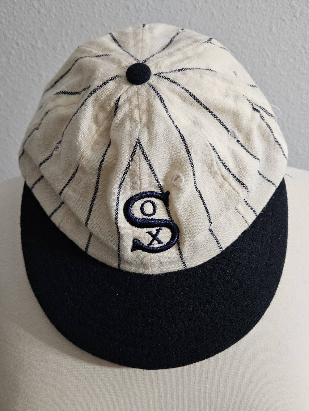 Roman Vintage 90's Chicago White Sox Baseball Cap with Embroidered Logo